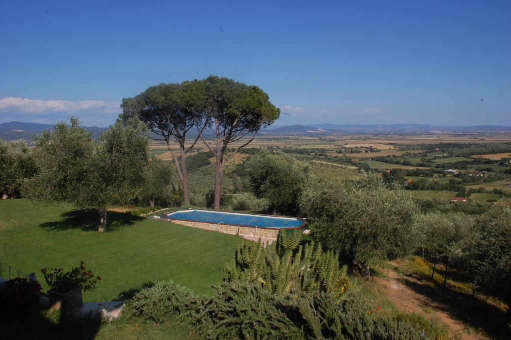 Il Pino Bed and Breakfast Vetulonia Buitenkant foto