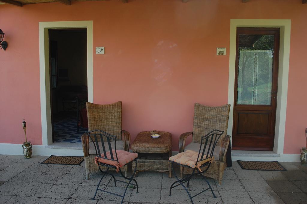Il Pino Bed and Breakfast Vetulonia Kamer foto