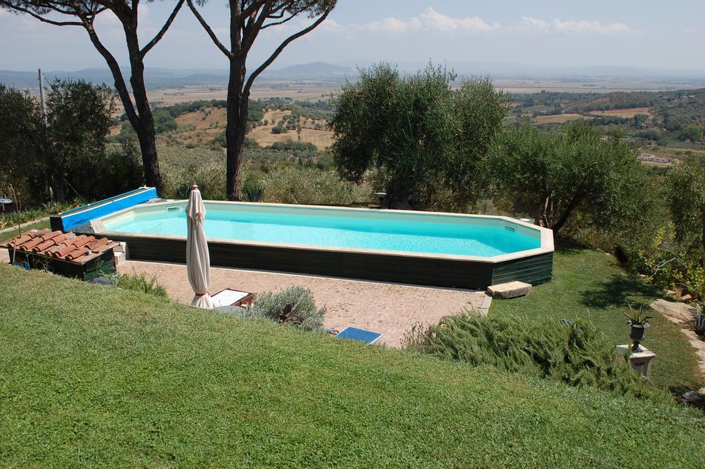 Il Pino Bed and Breakfast Vetulonia Buitenkant foto